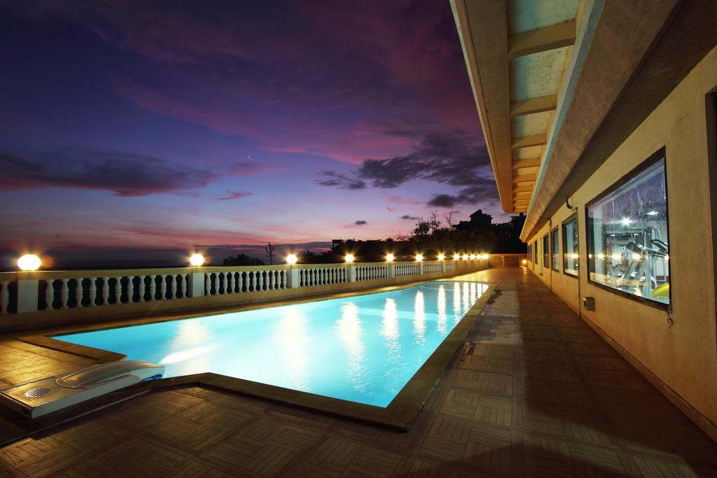 The Queeny Sancoale Exterior foto