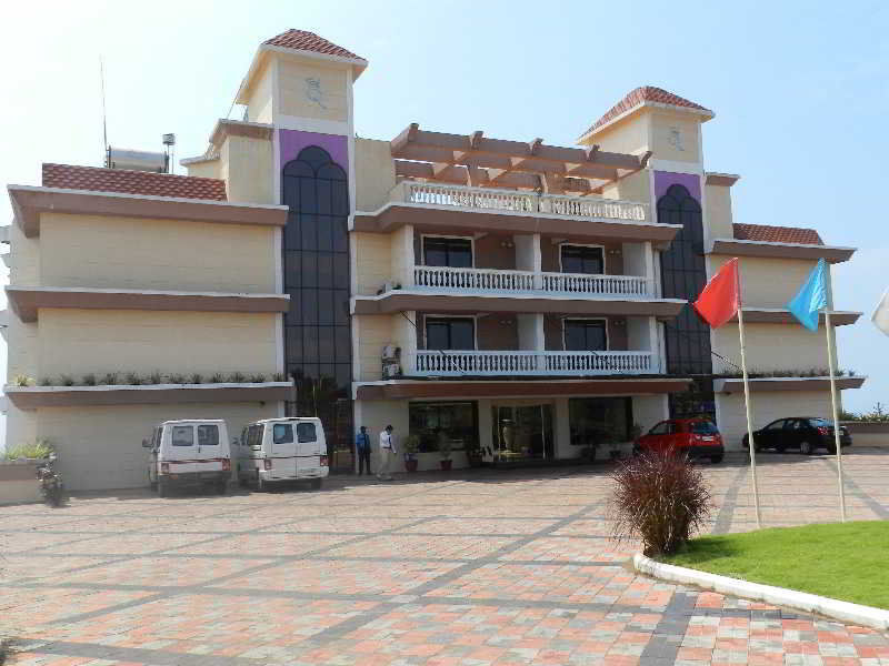 The Queeny Sancoale Exterior foto